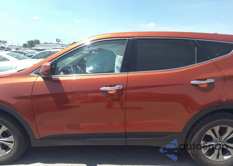 2016 Hyundai Santa Fe Sport 2.4L z USA, uszkodzony, nr VIN 5XYZT3LB5GG365405